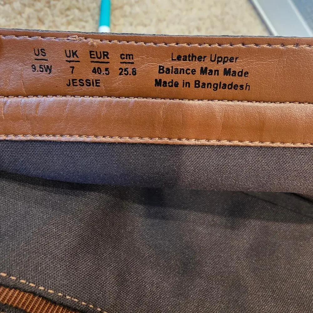 NWT Naturalizer Jessie zip up riding boots in cinnamon sz 9.5